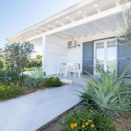 B&B Lo&G Lascari Exterior photo