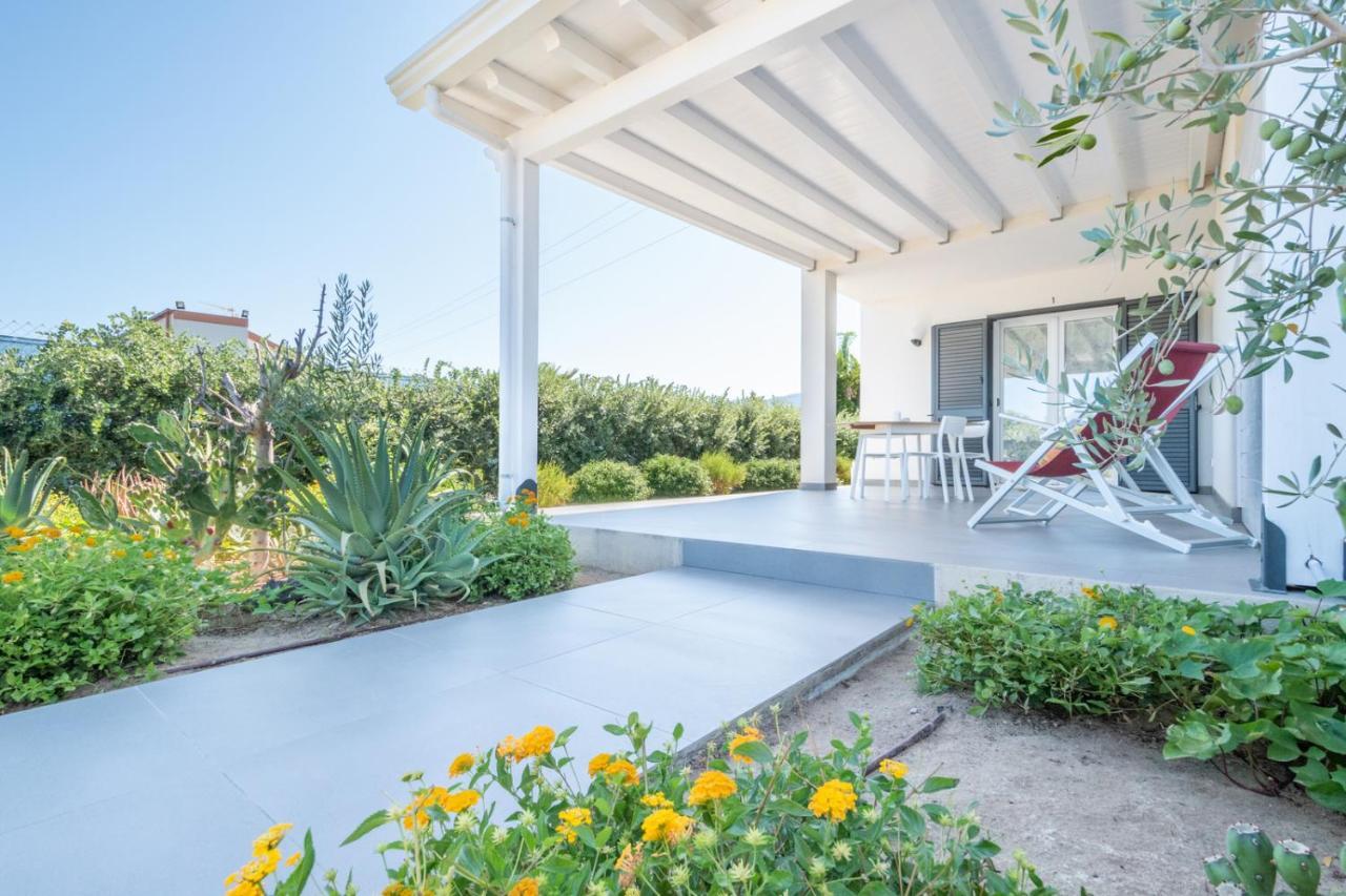 B&B Lo&G Lascari Exterior photo